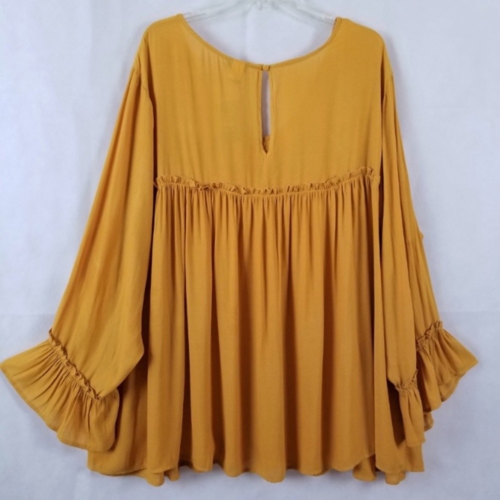 Last size 1s!!! Mustard Yellow TORRID ruffle top - Picture 2 of 3